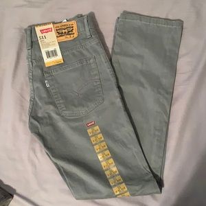 Young Men’s Levi’s 511 pants